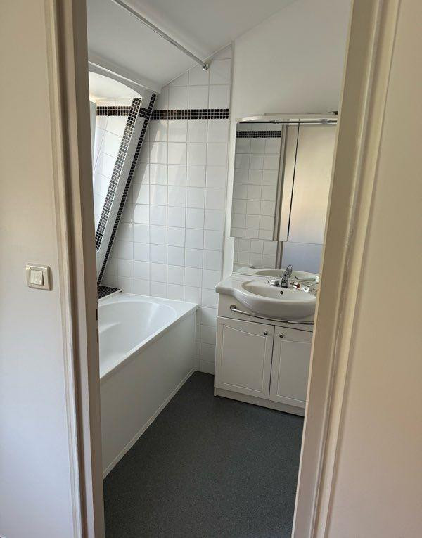 
                                                Location
                                                 Appartement t2 en duplex 44m2 à Lille