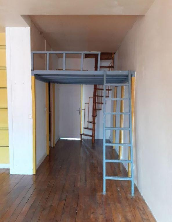 
                                                Location
                                                 Appartement T2 en duplex