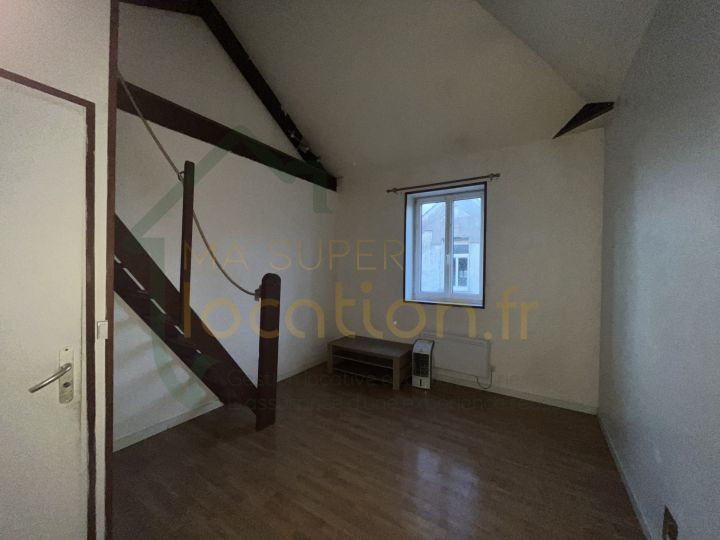 
                                                Location
                                                 Appartement T2 en HYPER-CENTRE