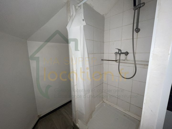 
                                                Location
                                                 Appartement T2 en HYPER-CENTRE