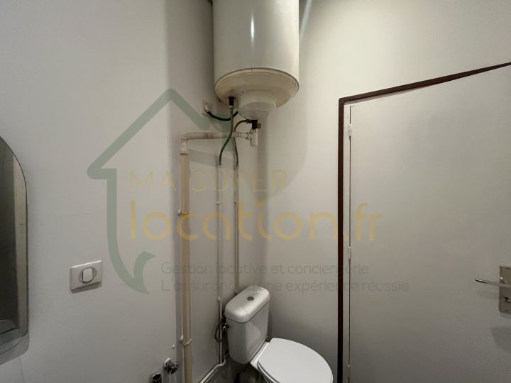 
                                                Location
                                                 Appartement T2 en HYPER-CENTRE proche d'Henri Martin