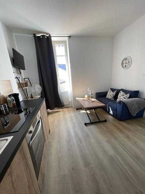 
                                                Location
                                                 Appartement T2 étudiant proche de la Fac