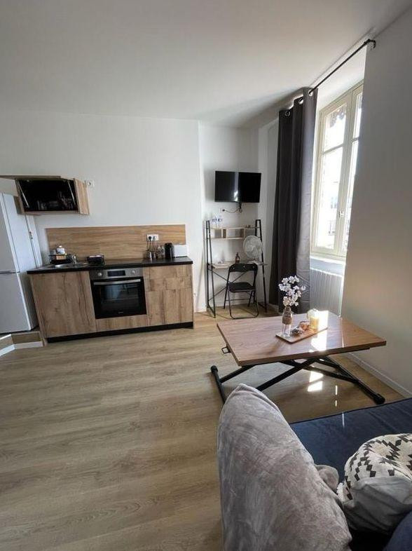 
                                                Location
                                                 Appartement T2 étudiant proche de la Fac