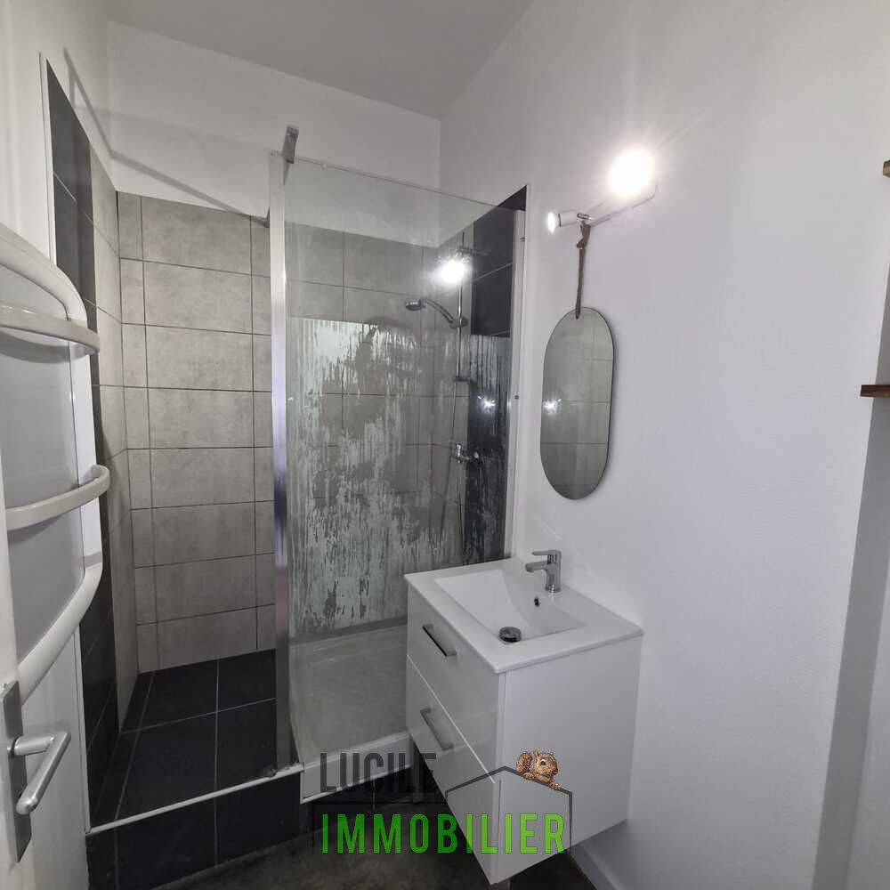 
                                                Vente
                                                 Appartement T2 idéalement situé - 44 m²