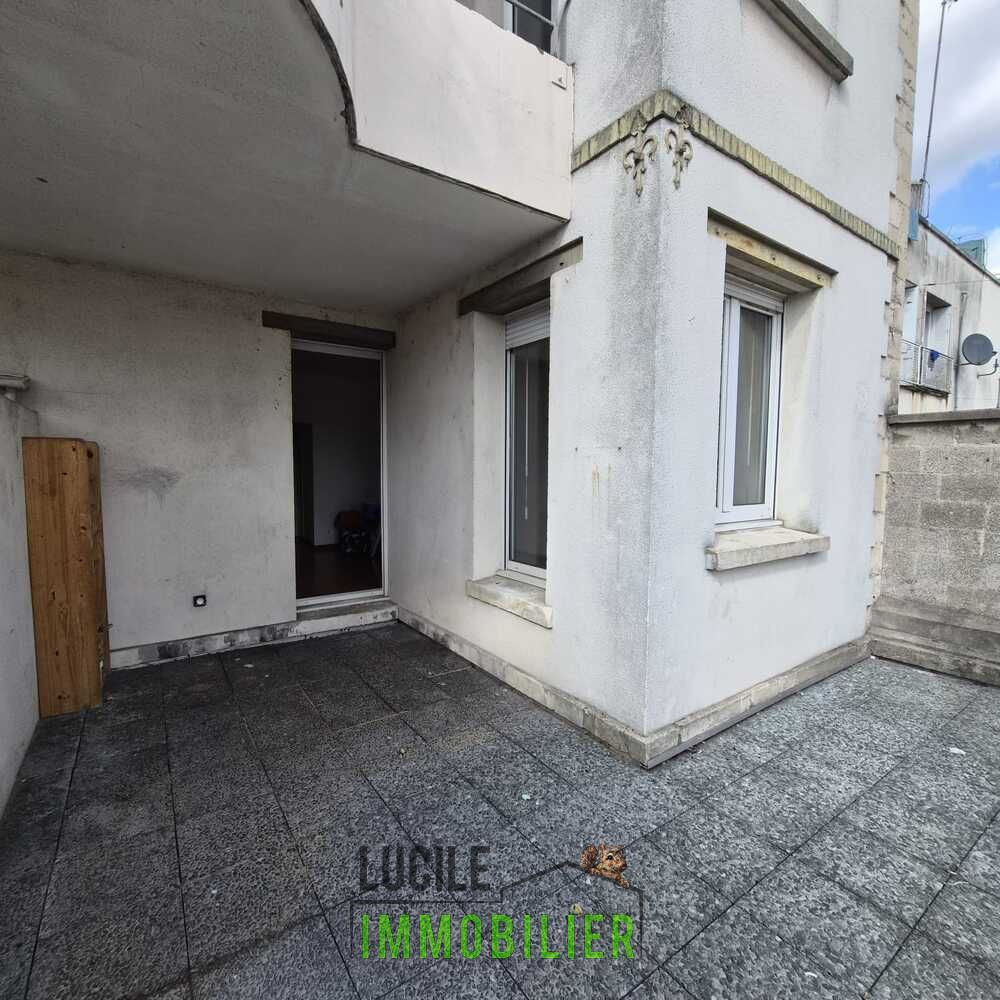 
                                                Vente
                                                 Appartement T2 idéalement situé - 44 m²
