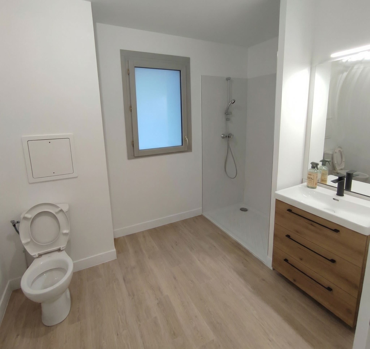 
                                                Vente
                                                 Appartement T2 Libre à Bordeaux