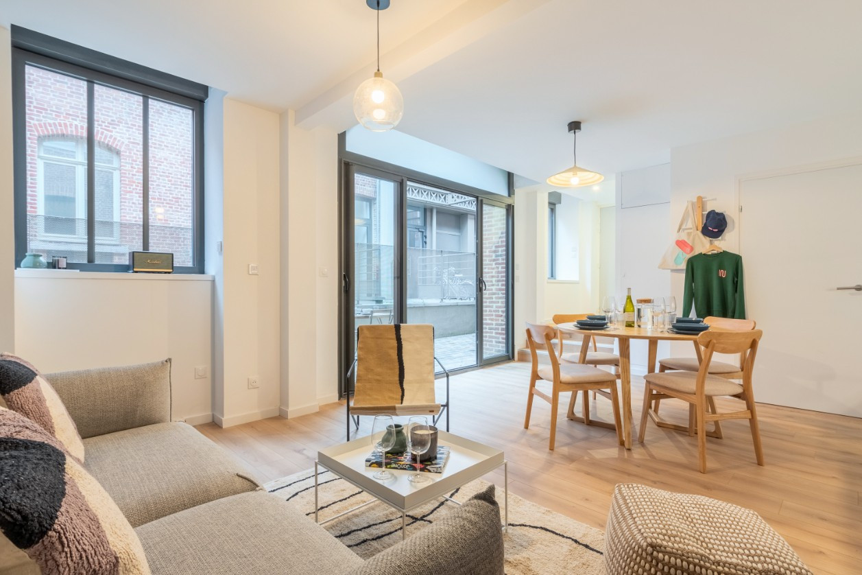 
                                                Location
                                                 Appartement T2 - Lille Centre