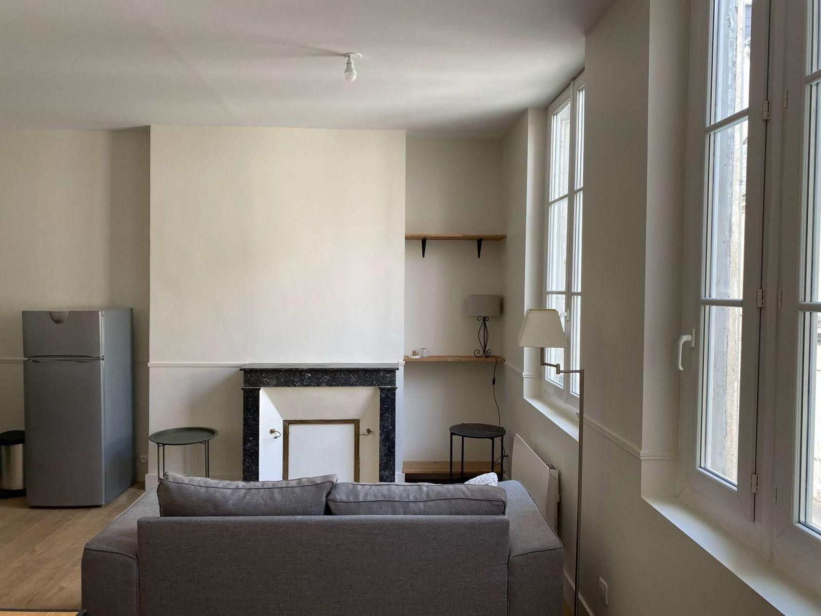 
                                                Location
                                                 Appartement T2 lumineux, meublé - ORLEANS CENTRE