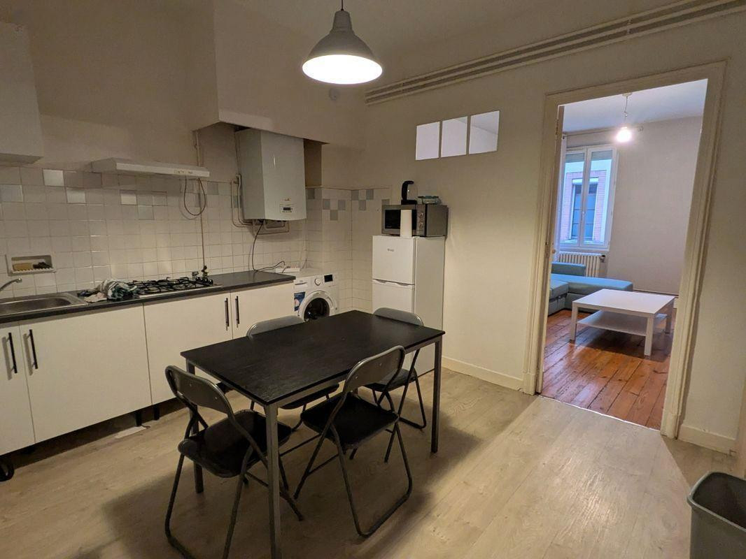 
                                                Location
                                                 Appartement T2 marengo