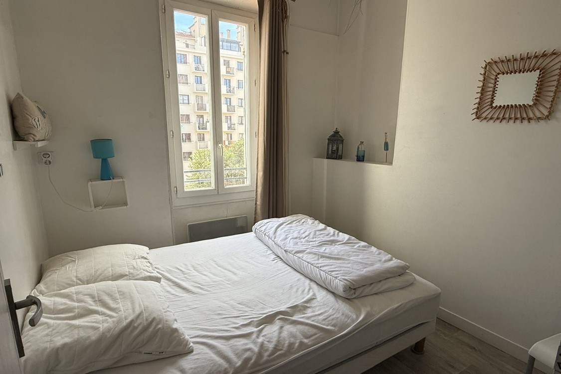 
                                                Location
                                                 Appartement T2 - Marseille 7-ème