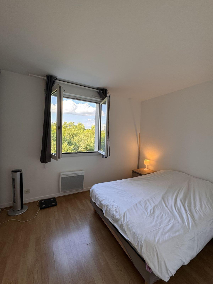 
                                                Location
                                                 Appartement T2 meublé 46m² - Compans Caffarelli