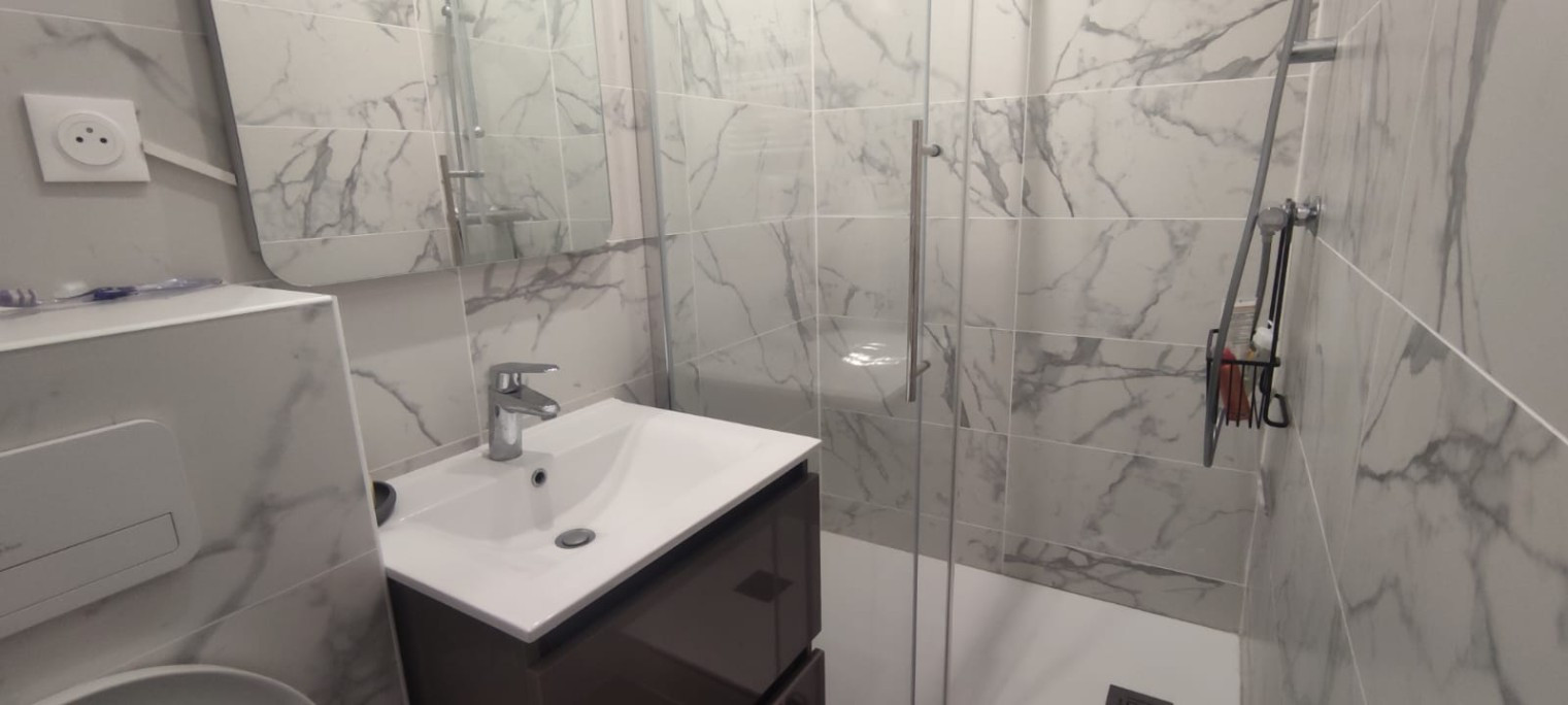 
                                                Location
                                                 Appartement T2 meublé