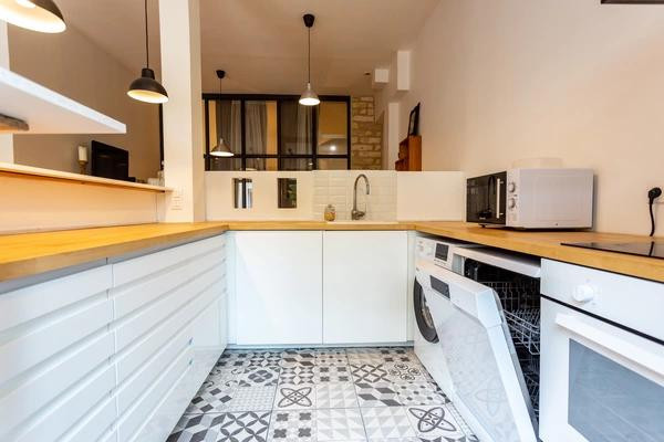 
                                                Location
                                                 Appartement T2 meublé