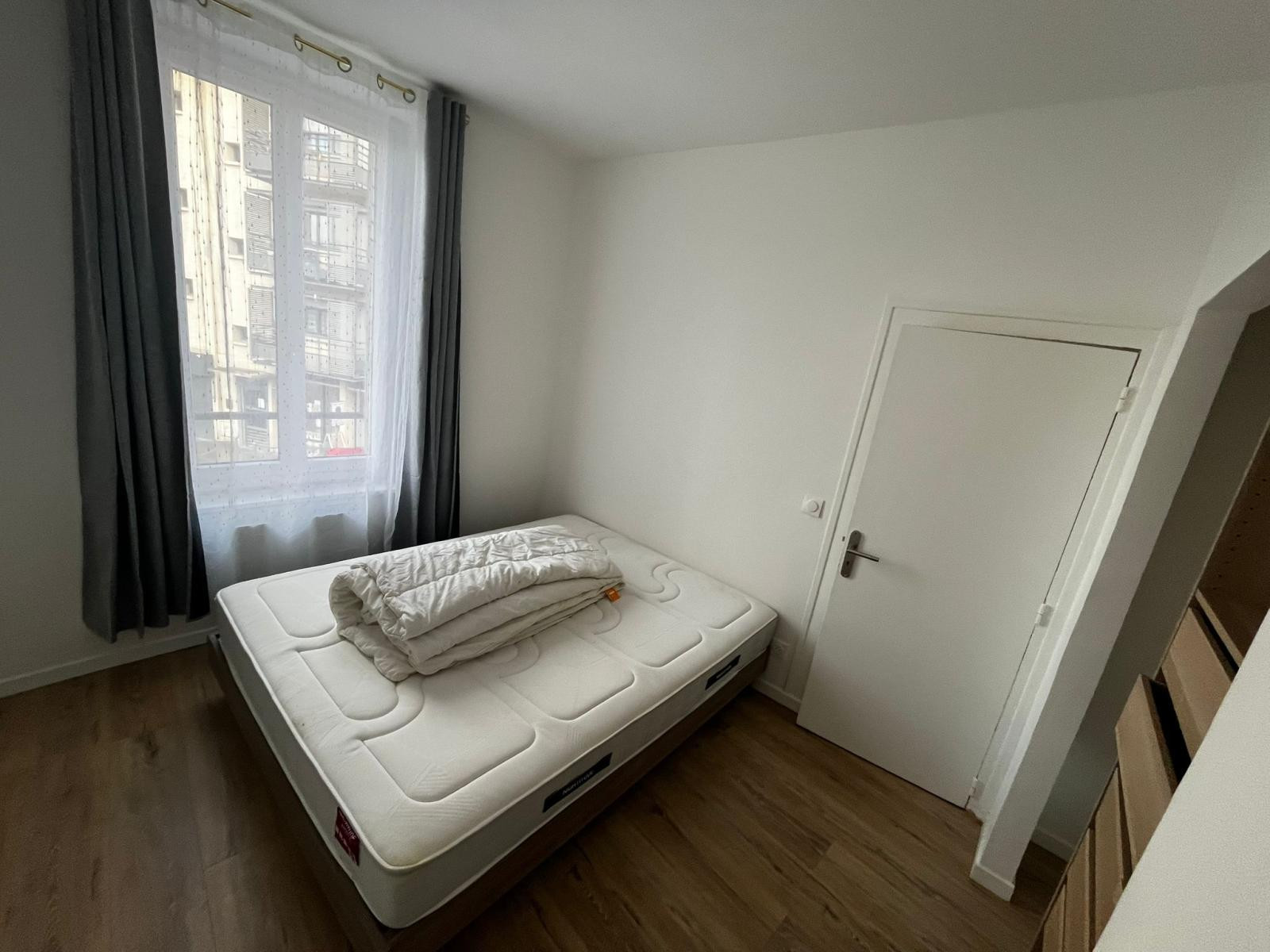 
                                                Location
                                                 Appartement T2 meublé