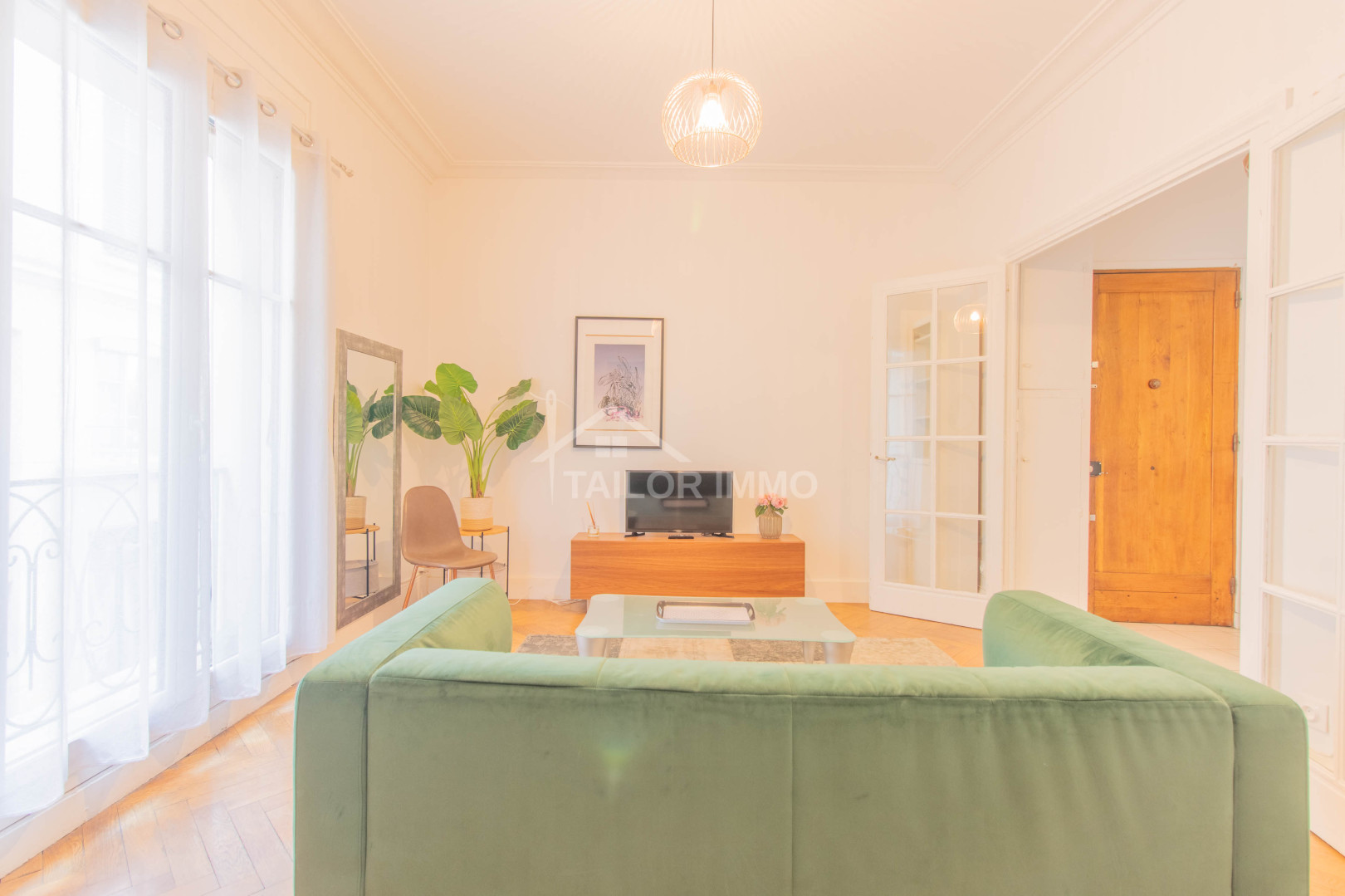 
                                                Location
                                                 Appartement T2 Meublé
