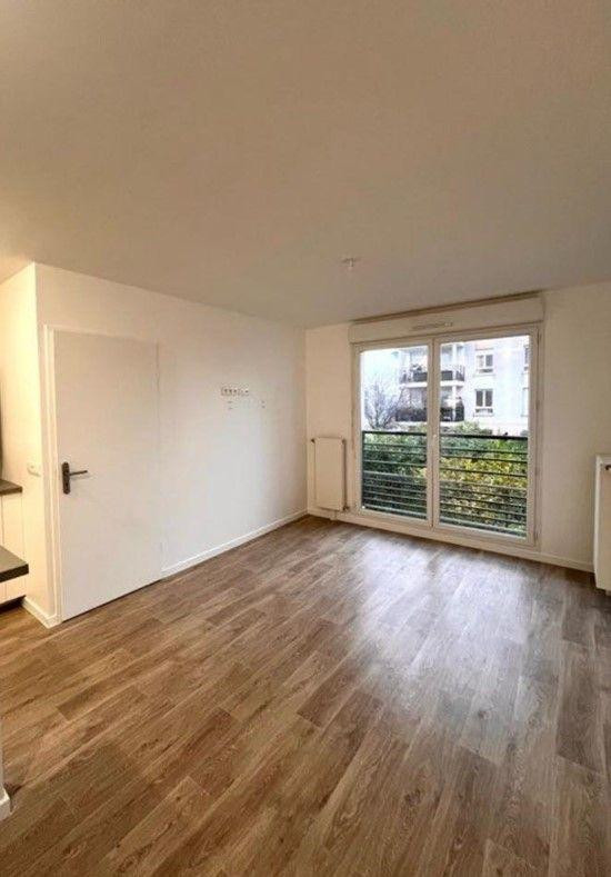 
                                                Location
                                                 Appartement T2 meublé à Aulnay-sous-Bois