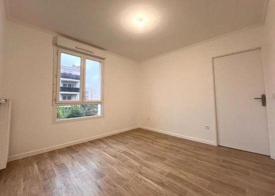 
                                                Location
                                                 Appartement T2 meublé à Aulnay-sous-Bois