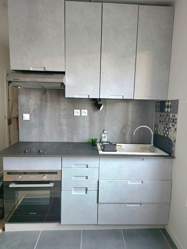 
                                                Location
                                                 Appartement T2 meublé à Clichy à louer