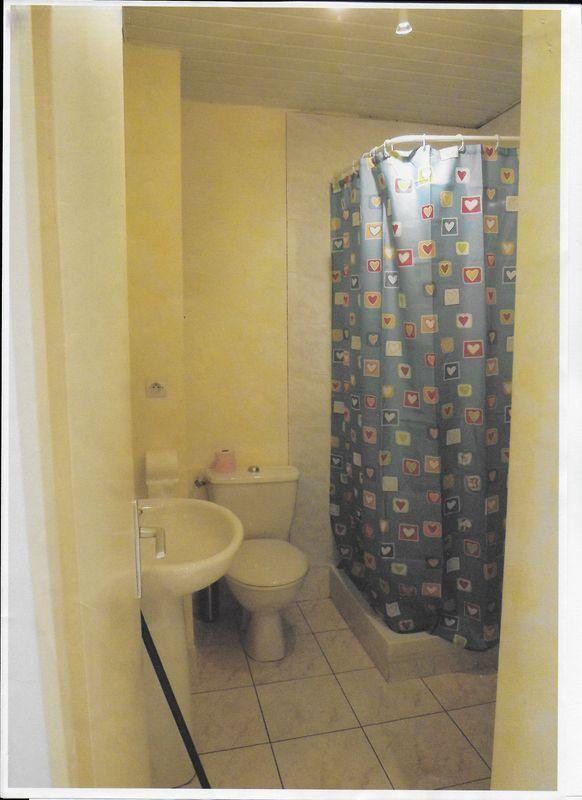 
                                                Location
                                                 Appartement T2 meublé avec parking
