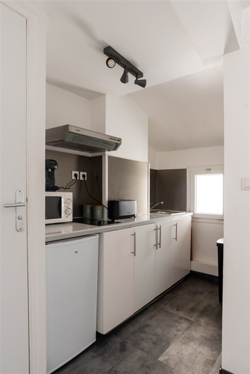 
                                                Location
                                                 Appartement T2 meublé - Cours Julien