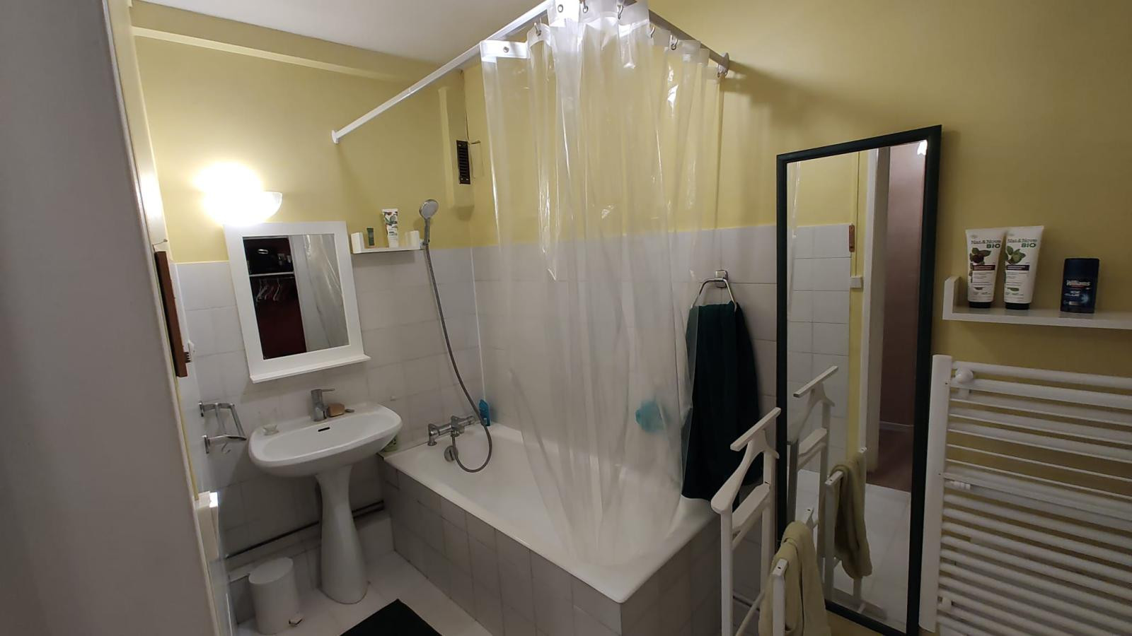
                                                Location
                                                 Appartement T2 meublé, Croix-Rousse