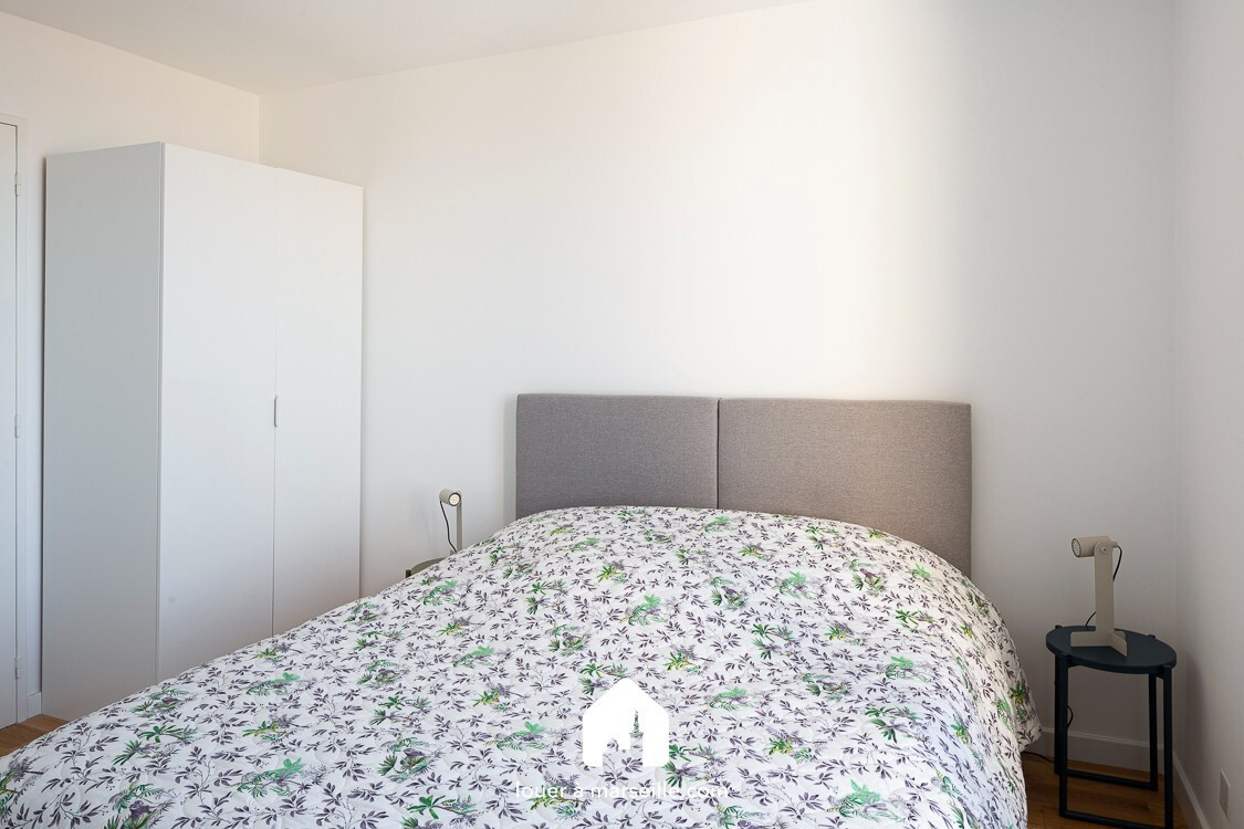 
                                                Location
                                                 Appartement T2 meuble en Rooftop, à la Joliette