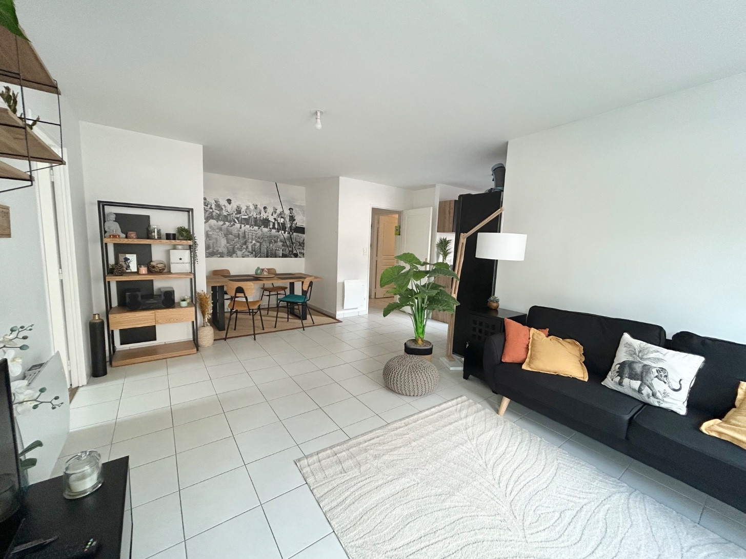 
                                                Location
                                                 Appartement T2 meublé, garage et balcon Amiens