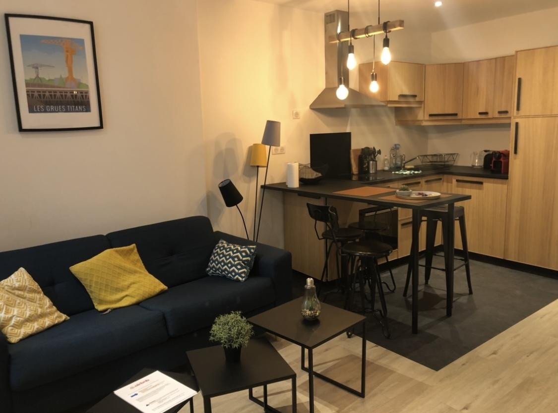
                                                Location
                                                 Appartement  T2 meublé hyper centre Nantes