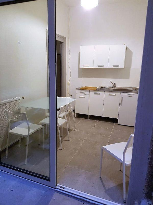 
                                                Location
                                                 Appartement T2 meublé - proche Comédie