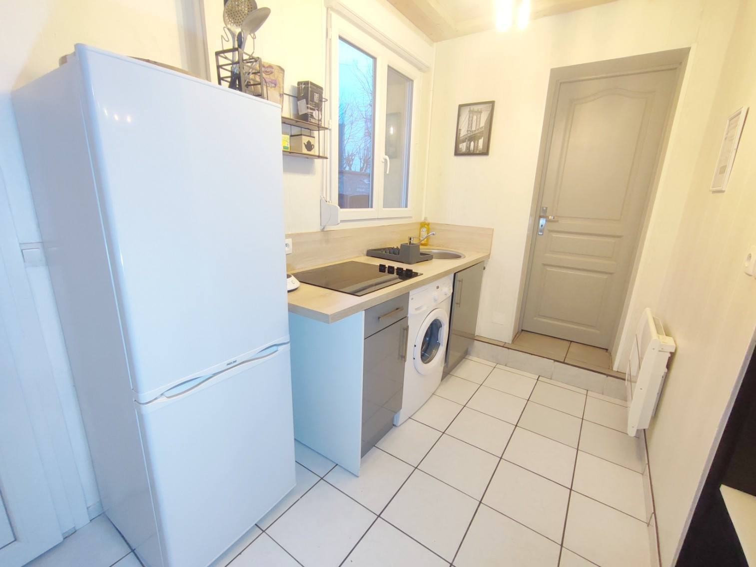 
                                                Vente
                                                 Appartement T2 Meublé Terrasse et stationnement