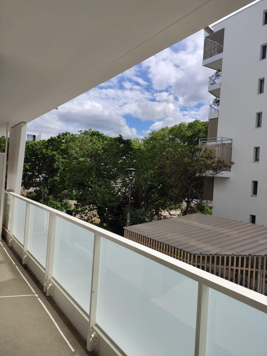 
                                                Location
                                                 Appartement T2 neuf en bord de Sèvre