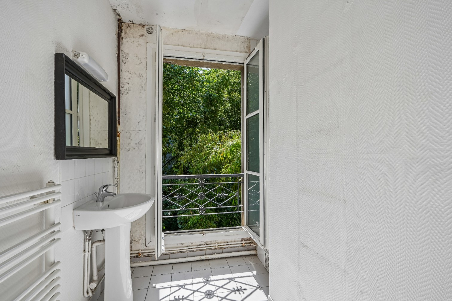 
                                                Vente
                                                 Appartement T2 - Paris 5e