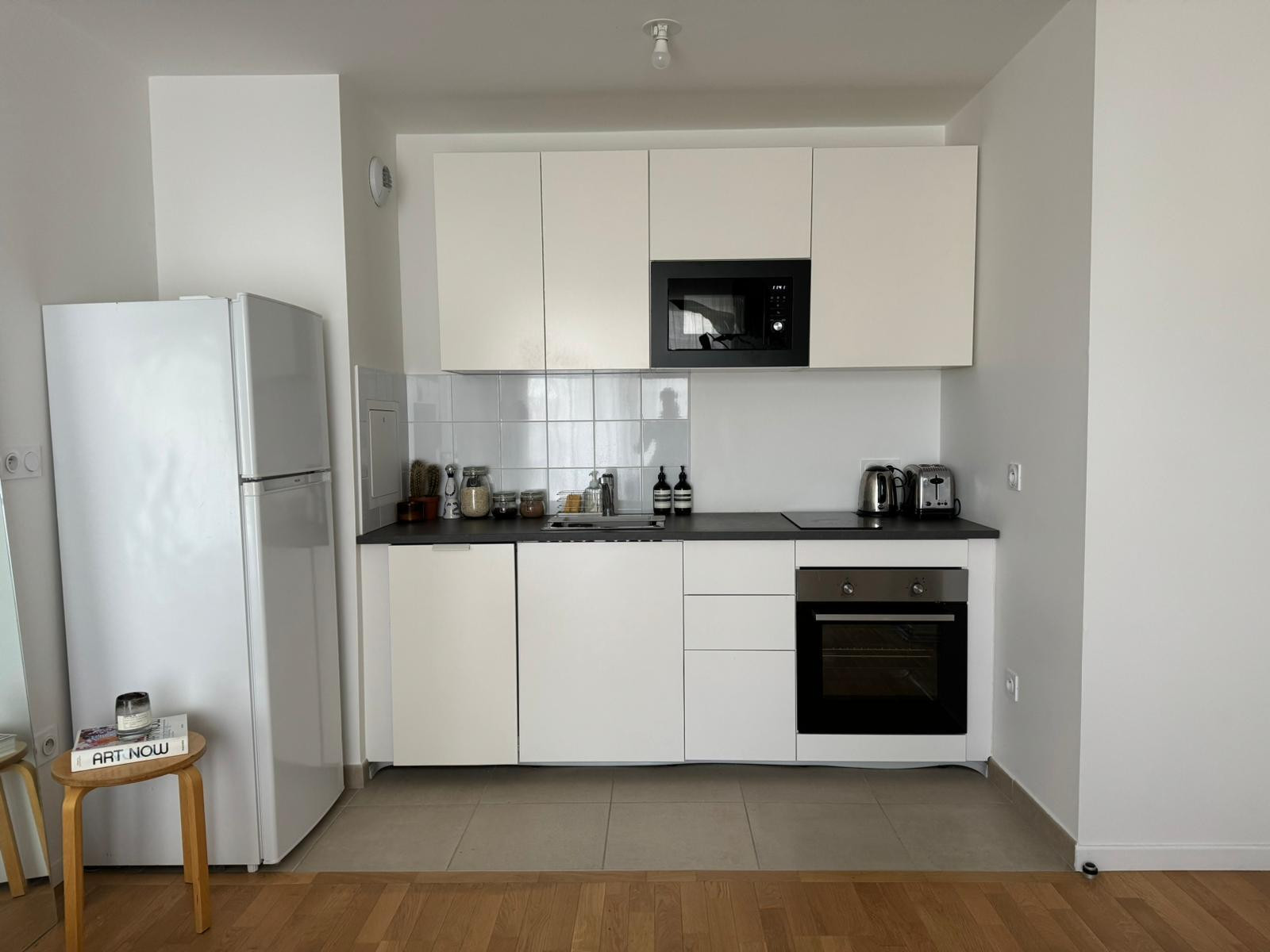 
                                                Location
                                                 Appartement T2 + parking à louer