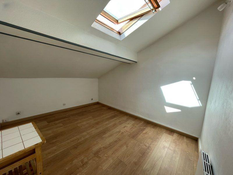 
                                                Location
                                                 Appartement t2 proche d’Artem