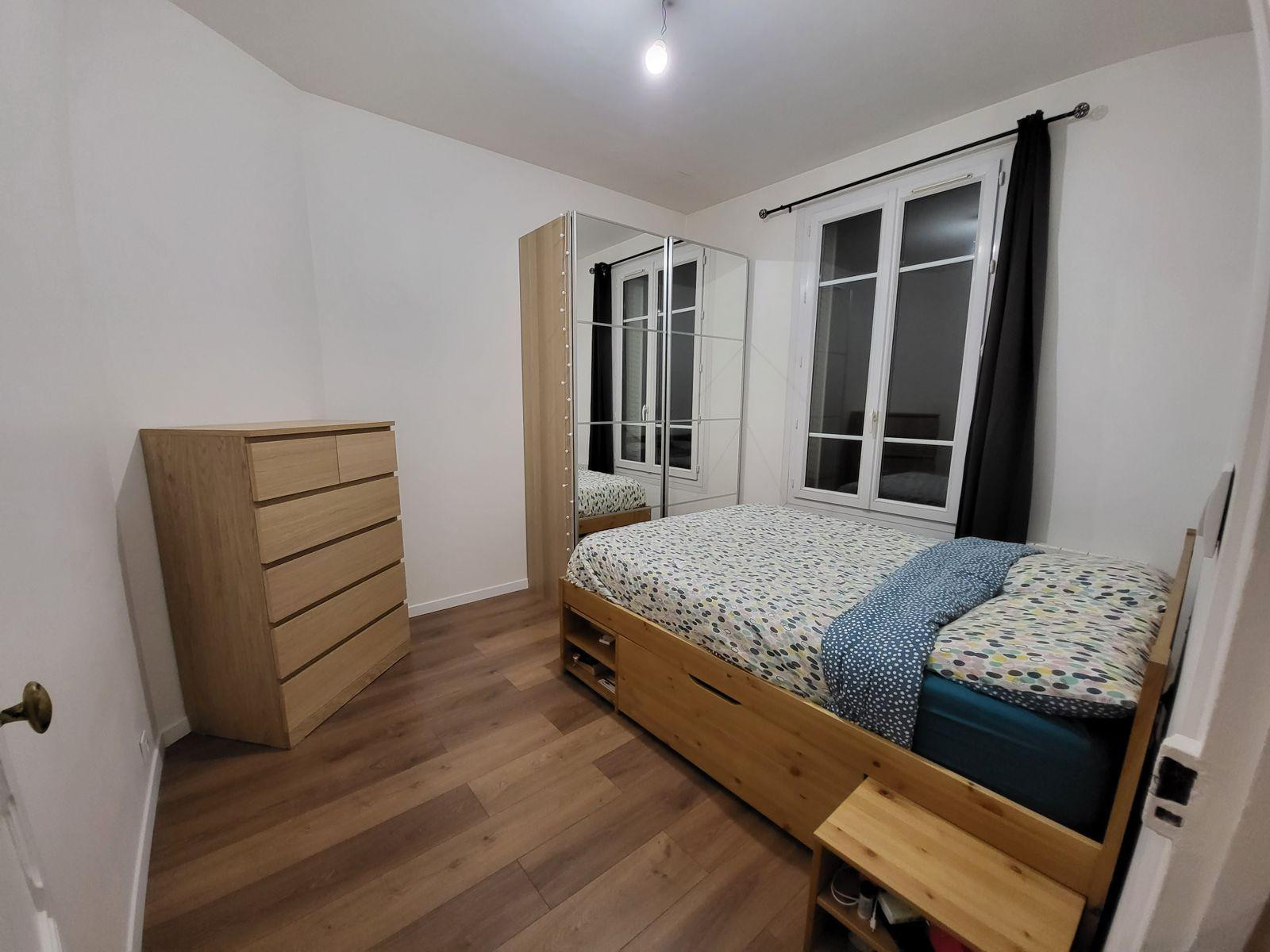 
                                                Location
                                                 Appartement T2 proche de la Défense