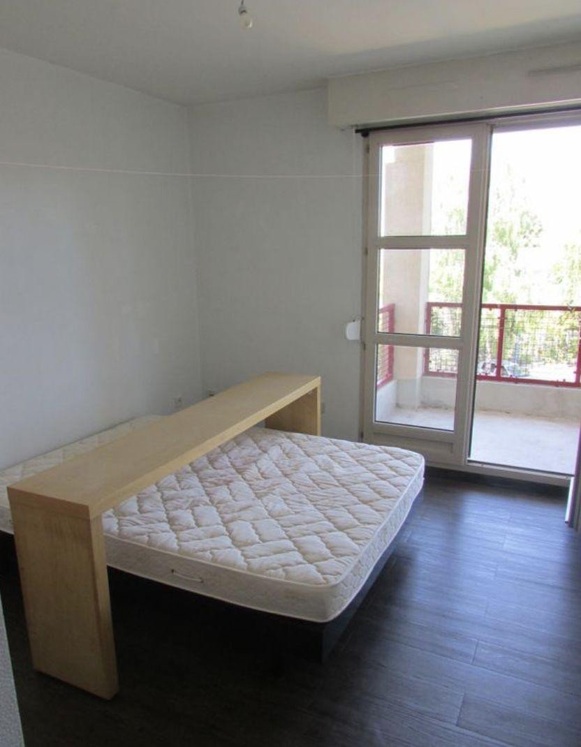 
                                                Location
                                                 Appartement T2 Quartier Madeleine Angers