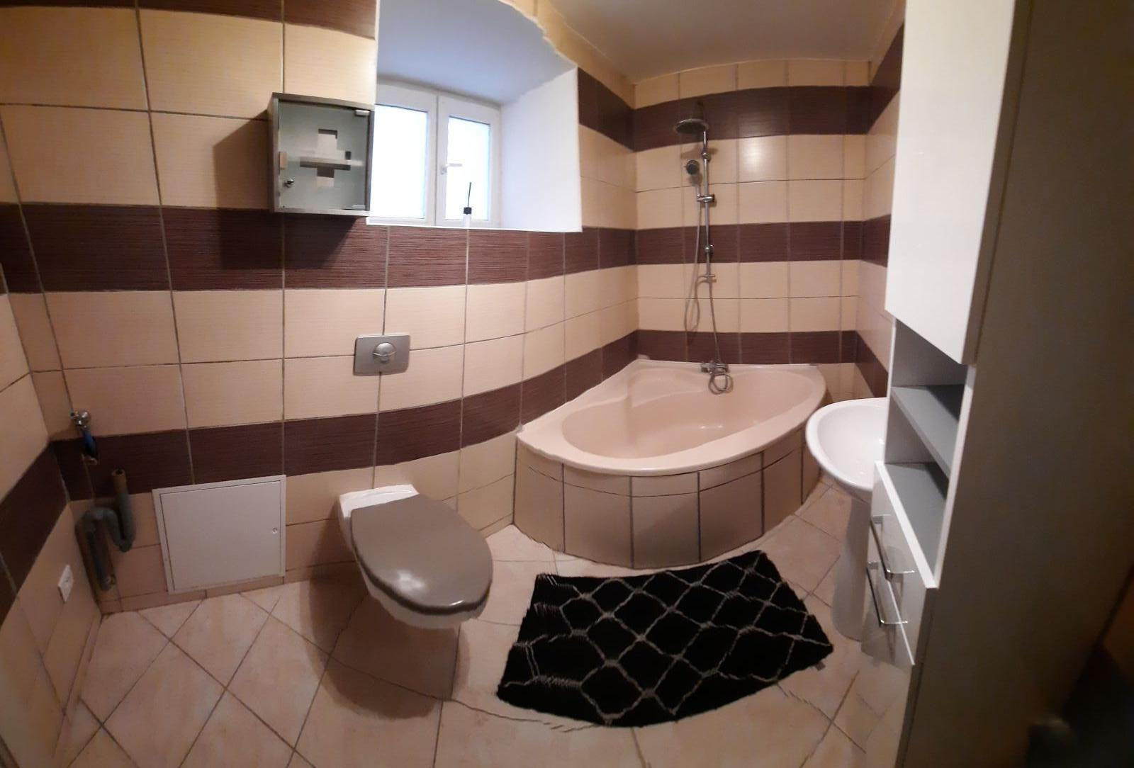 
                                                Location
                                                 Appartement T2 RDC Château Japy