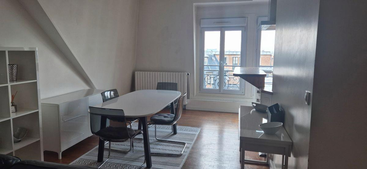 
                                                Location
                                                 Appartement T2 rue Chalgrin 75016 PARIS