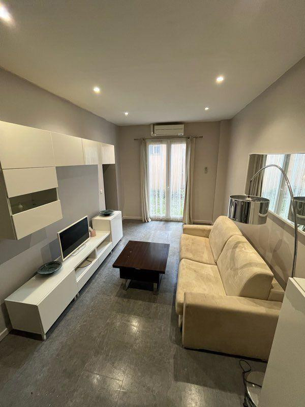 
                                                Location
                                                 Appartement T2 rue des Potiers