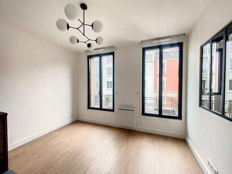 
                                                Location
                                                 Appartement T2 style loft à louer Vieux Lille