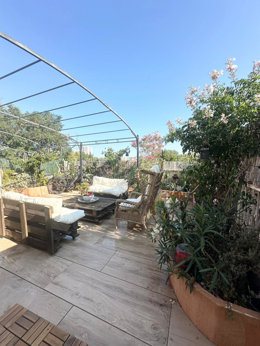 
                                                Vente
                                                 Appartement T2 - TOULON