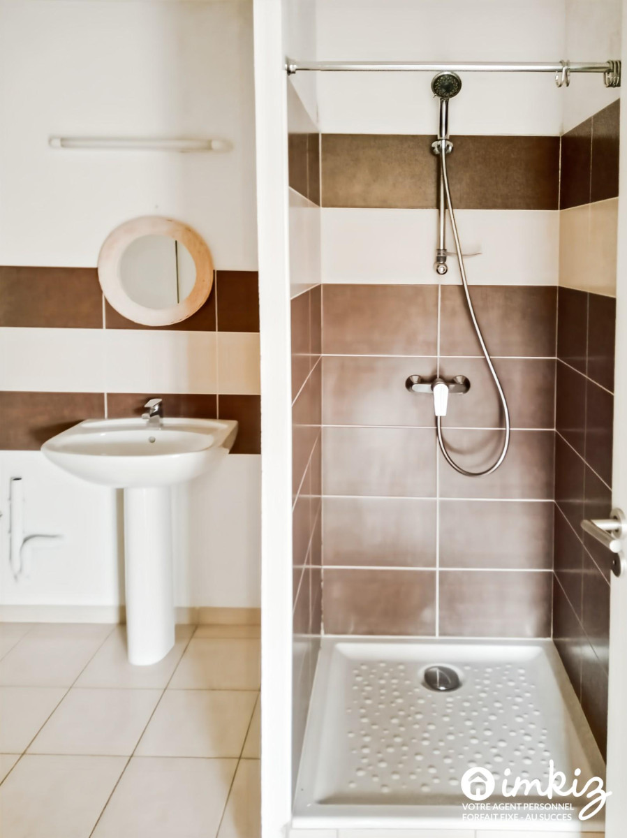 
                                                Vente
                                                 Appartement T2- Vertefeuille - Terrasse et parking