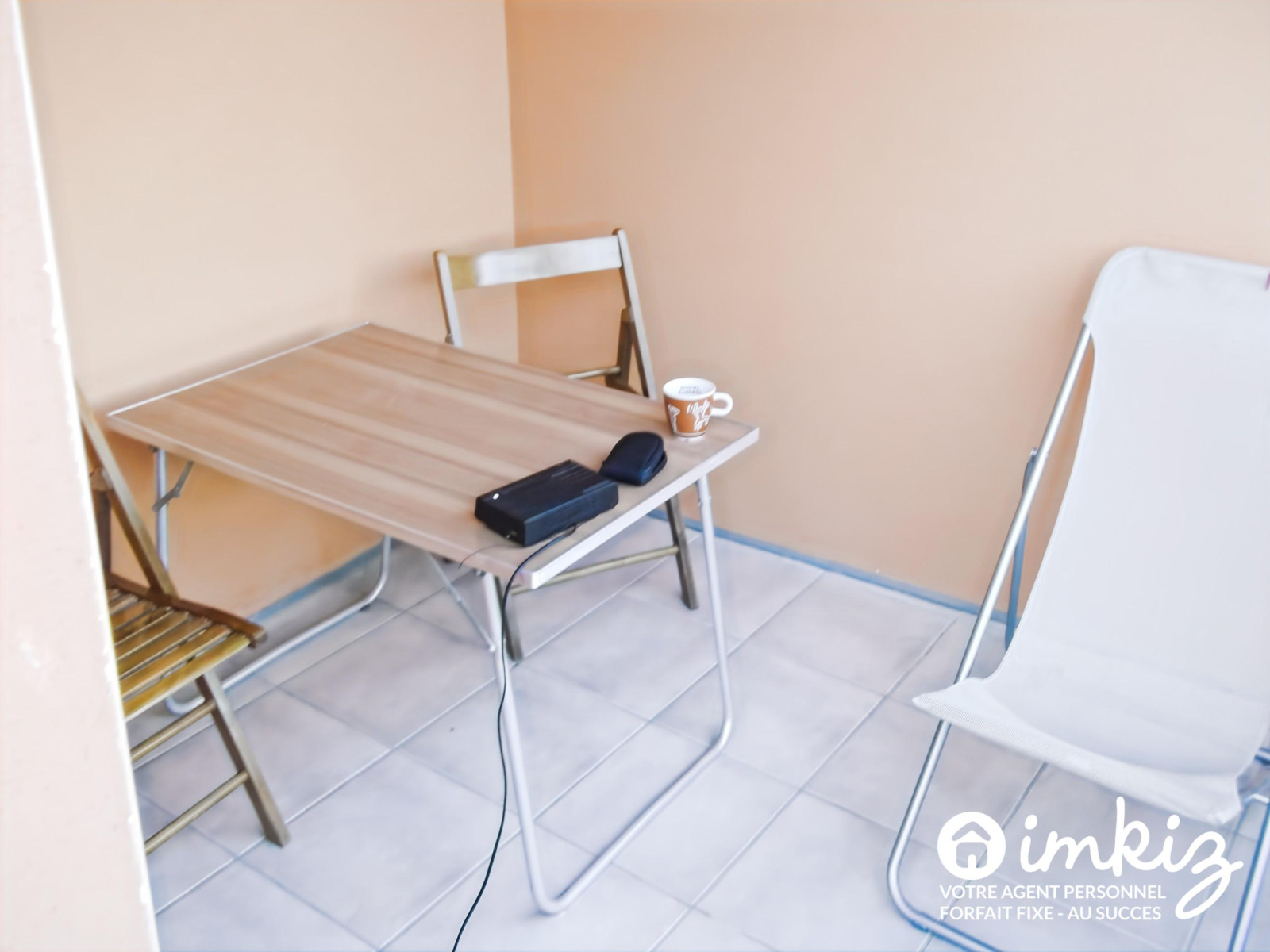 
                                                Vente
                                                 Appartement T2- Vertefeuille - Terrasse et parking