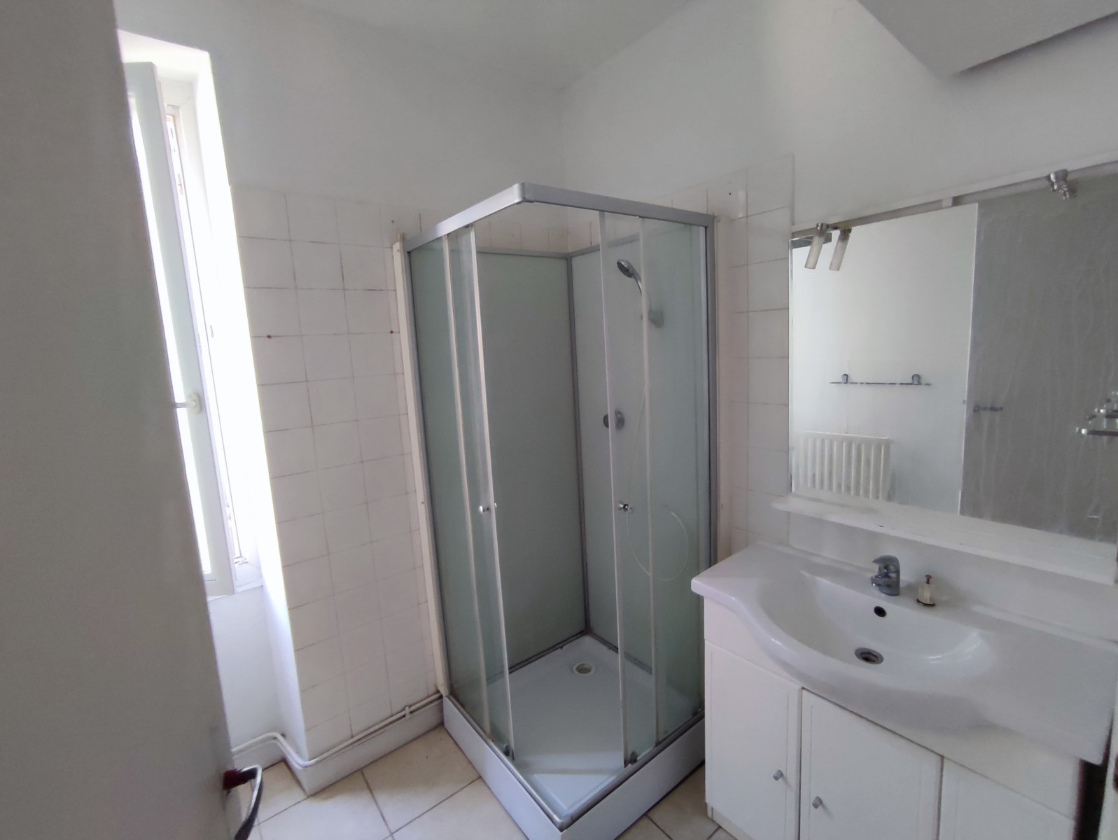 
                                                Vente
                                                 Appartement T3 12550 à Paillet