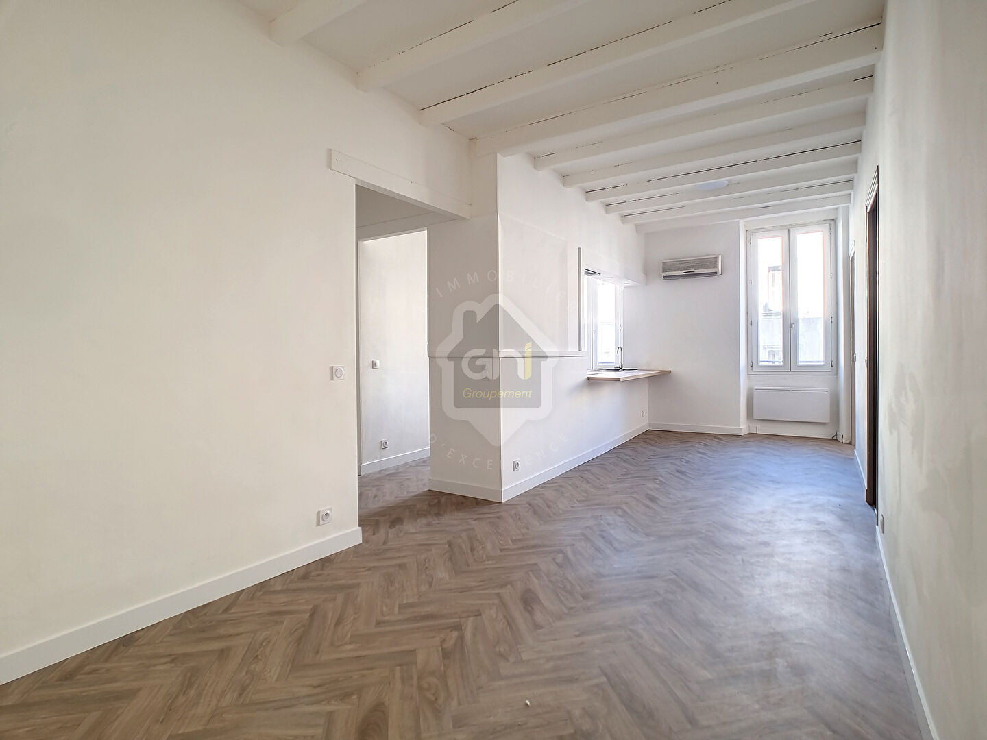 
                                                Location
                                                 Appartement T3 - 1er étage