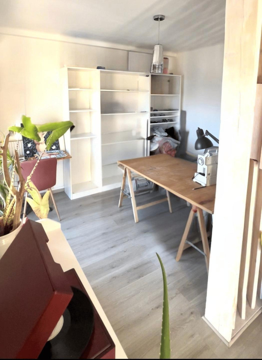 
                                                Location
                                                 Appartement T3-4