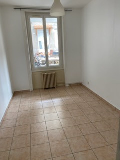 
                                                Location
                                                 Appartement T3 57.74m² à Saint-Étienne