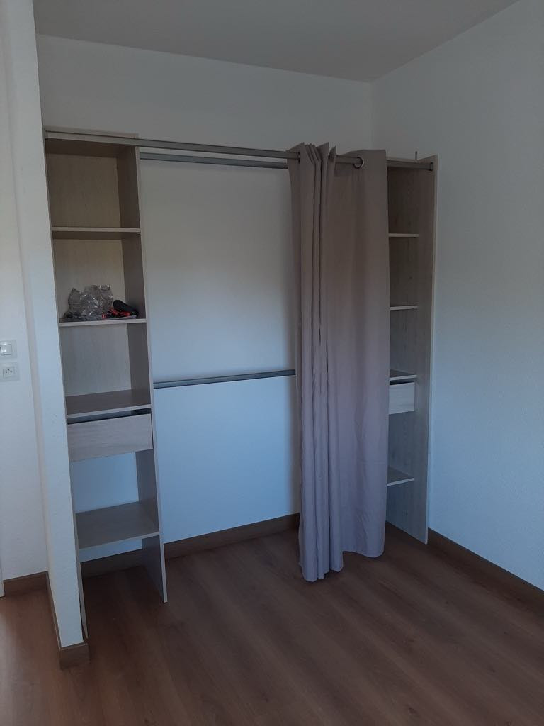 
                                                Location
                                                 Appartement T3 59.1m² à Targon