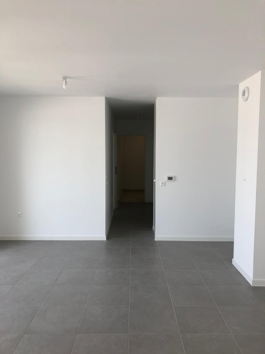 
                                                Location
                                                 Appartement T3 59.7m² à Floirac