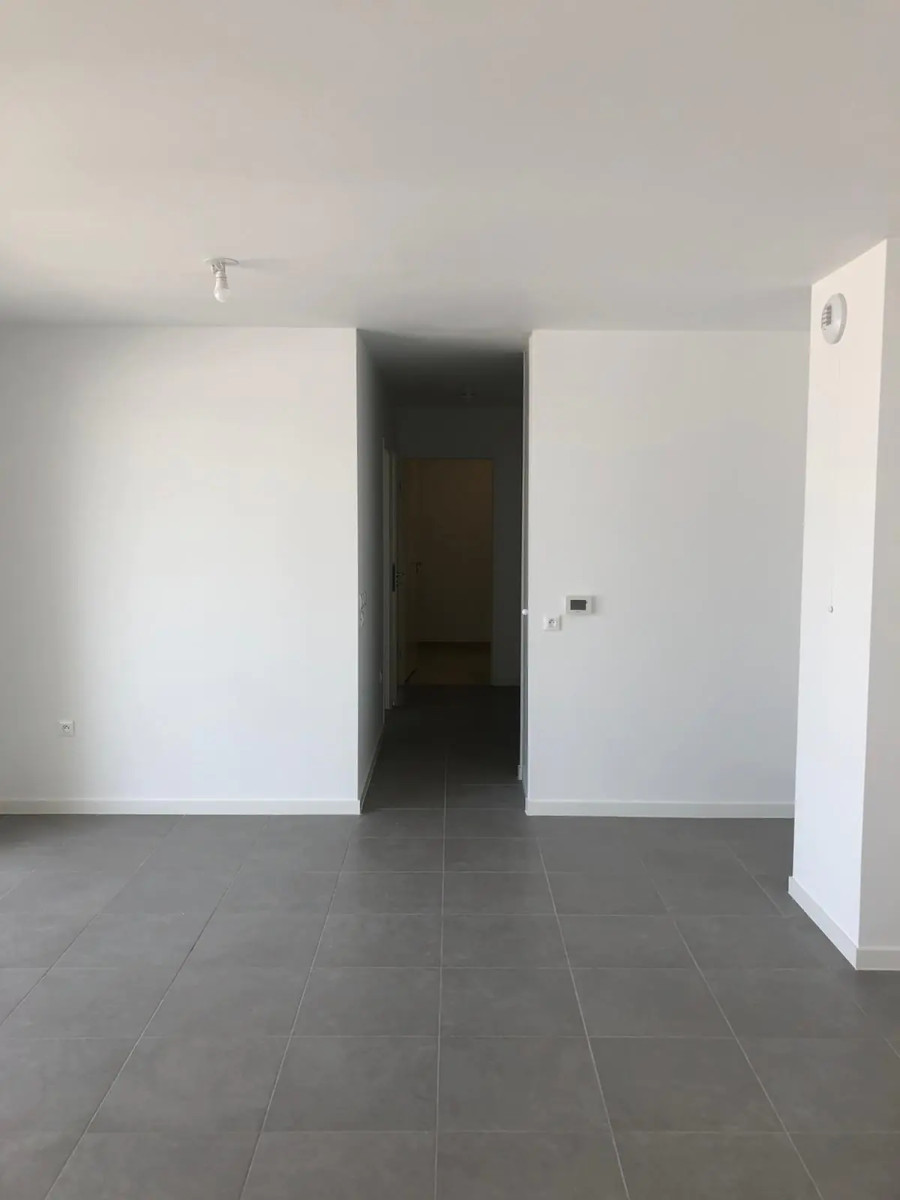 
                                                Location
                                                 Appartement T3 59.7m² à Floirac